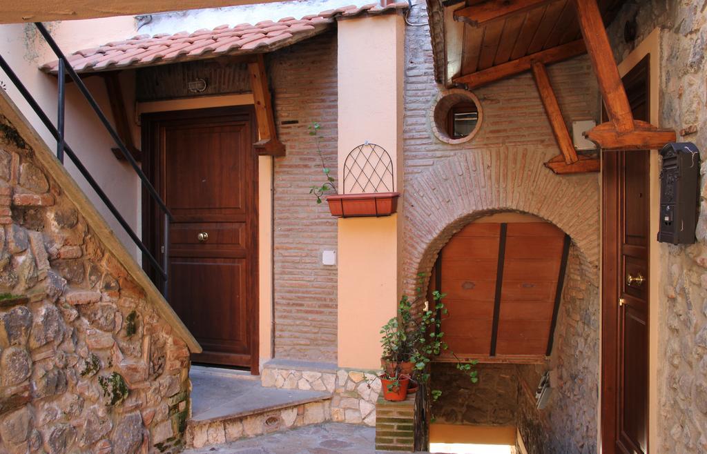 Albergo Diffuso Locanda Specchio Di Diana Nemi Exteriér fotografie